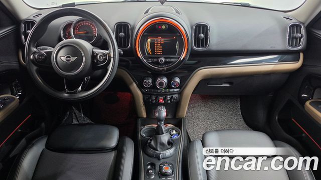 Mini Countryman 2018 — photo 7