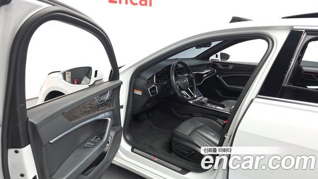 Audi A6 2021 — photo 13