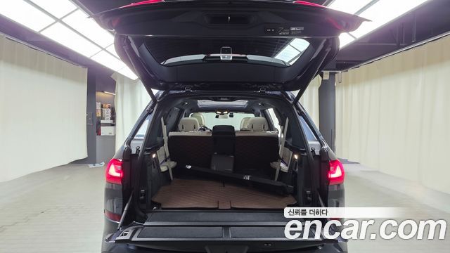 BMW X7 2019 — photo 26