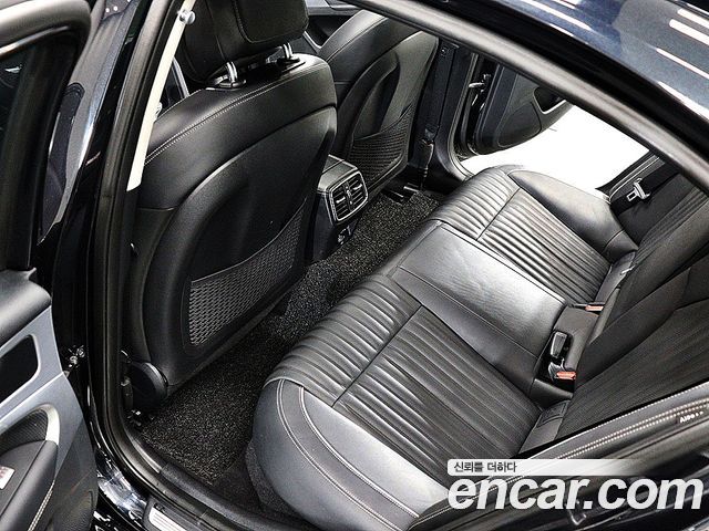 Genesis G70 2019 — photo 15