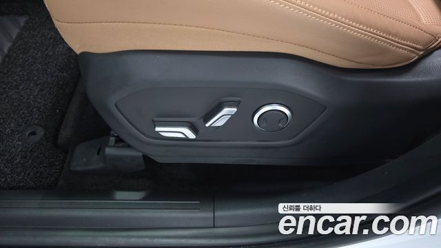 Hyundai Santafe 2024 — photo 34