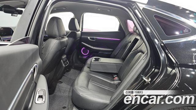 Hyundai Sonata 2021 — photo 18