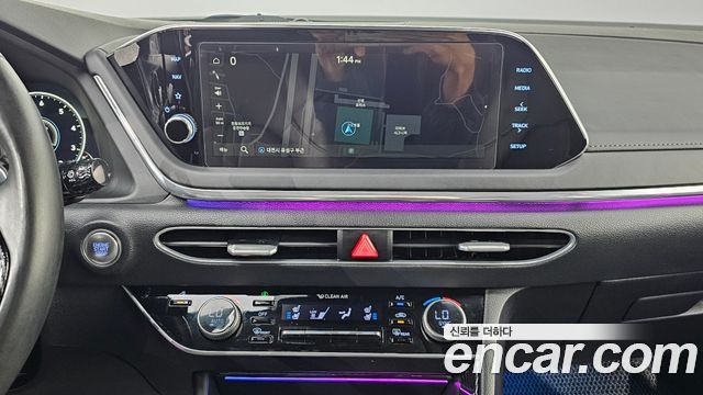 Hyundai Sonata 2021 — photo 19
