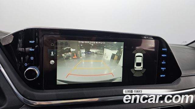 Hyundai Sonata 2021 — photo 21