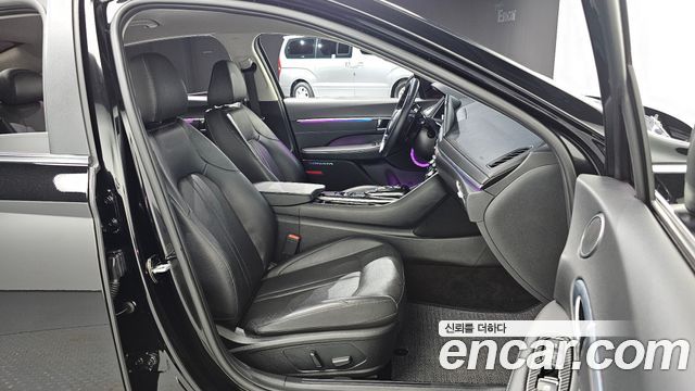 Hyundai Sonata 2021 — photo 16