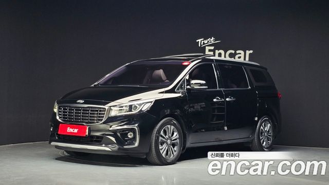 Kia Canival 2019 — photo 1