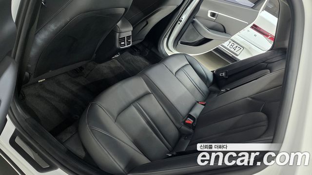 Hyundai Sonata 2021 — photo 19