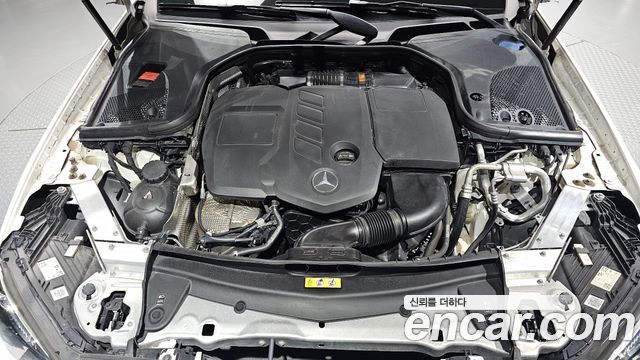 Mercedes-Benz E-Class 2021 — photo 6