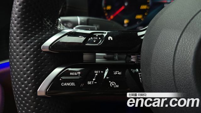 Mercedes-Benz E-Class 2021 — photo 29