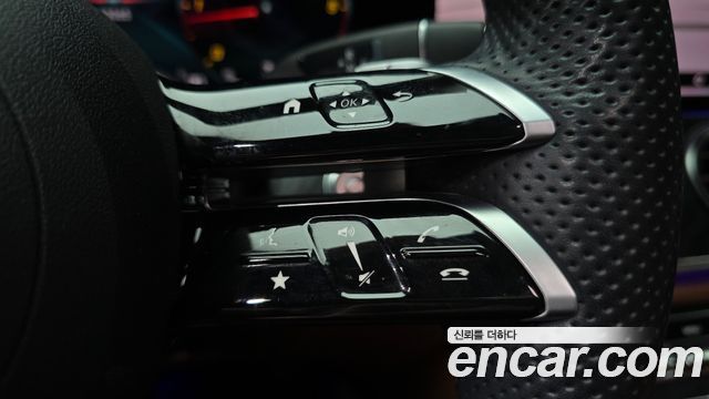 Mercedes-Benz E-Class 2021 — photo 30