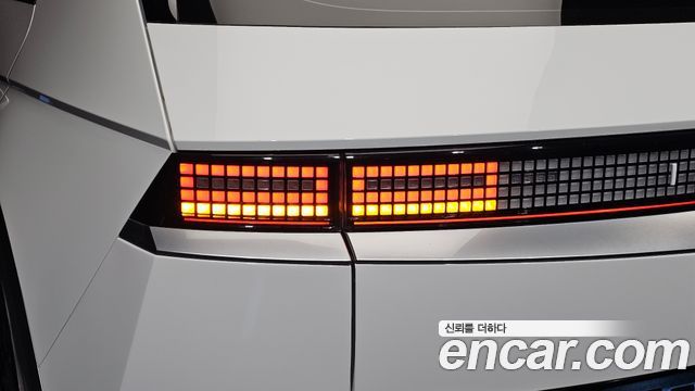 Hyundai Ioniq5 2022 — photo 9