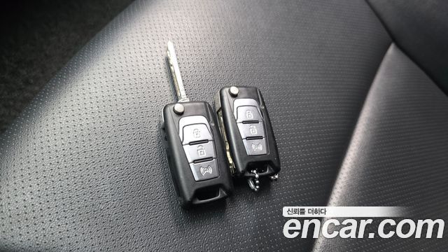 KG Mobility KORANDO 2014 — photo 31
