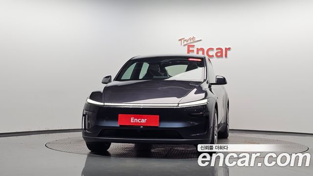Tesla Model Y 2026 — photo 3