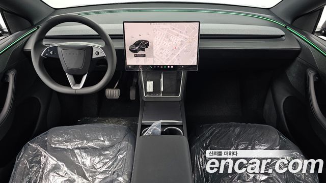 Tesla Model Y 2026 — photo 10