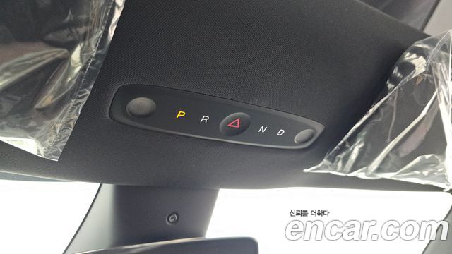Tesla Model Y 2026 — photo 12