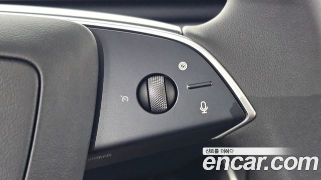 Tesla Model Y 2026 — photo 21