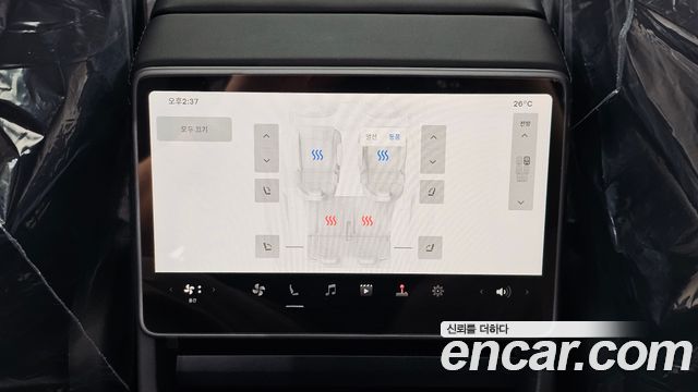Tesla Model Y 2026 — photo 31