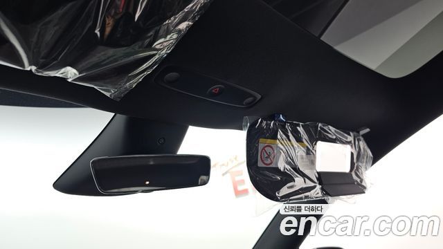 Tesla Model Y 2026 — photo 34