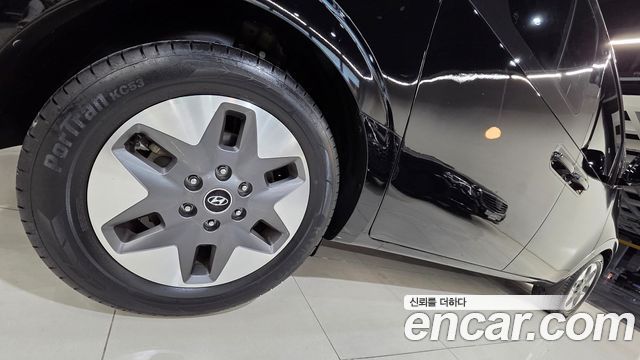 Hyundai Staria 2022 — photo 18