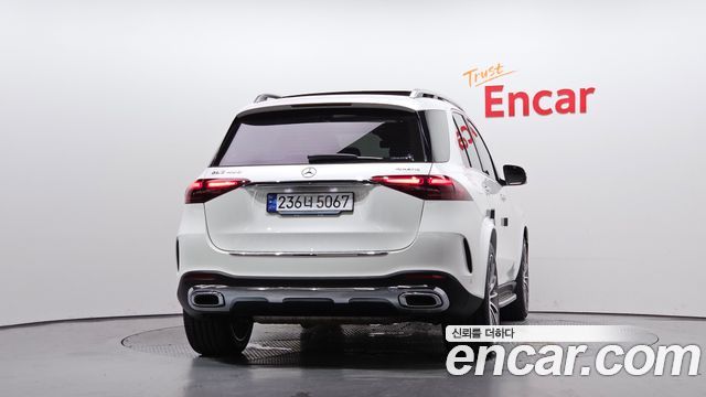 Mercedes-Benz GLE-Class 2023 — photo 4