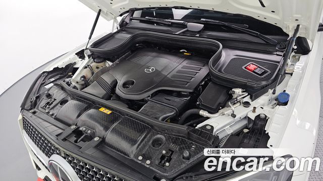 Mercedes-Benz GLE-Class 2023 — photo 6