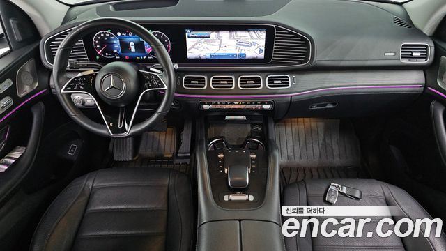 Mercedes-Benz GLE-Class 2023 — photo 10