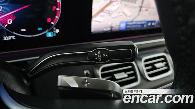 Mercedes-Benz GLE-Class 2023 — photo 12