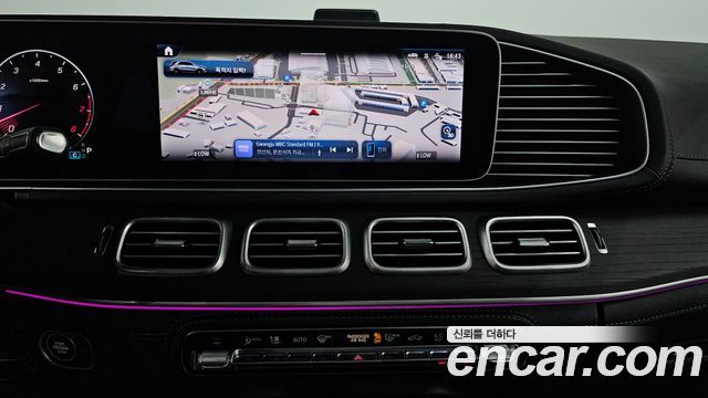 Mercedes-Benz GLE-Class 2023 — photo 20