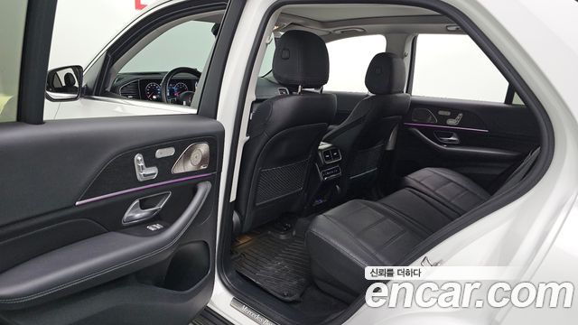 Mercedes-Benz GLE-Class 2023 — photo 16