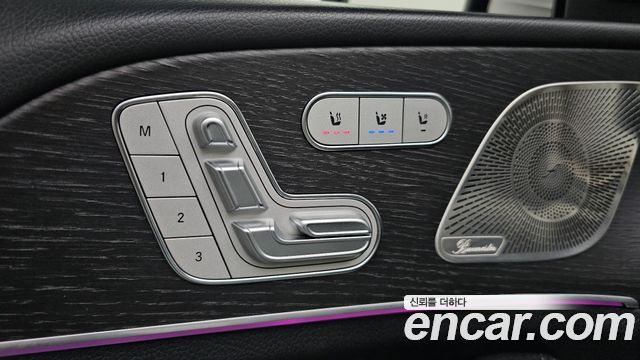 Mercedes-Benz GLE-Class 2023 — photo 29