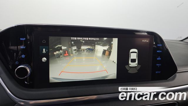 Hyundai Sonata 2022 — photo 18