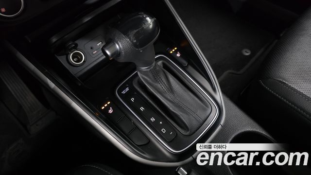 Kia Carens 2018 — photo 12