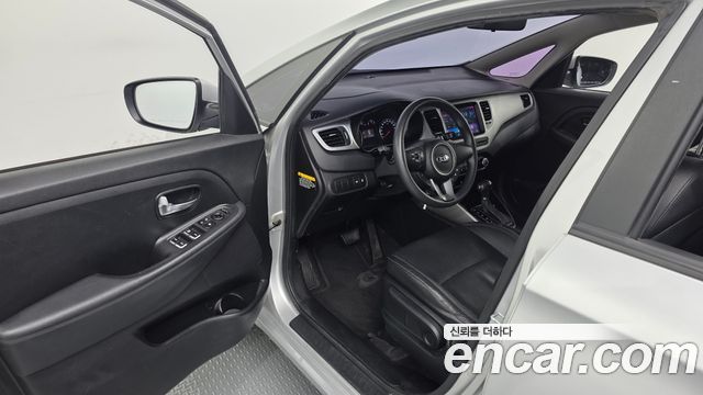 Kia Carens 2018 — photo 13