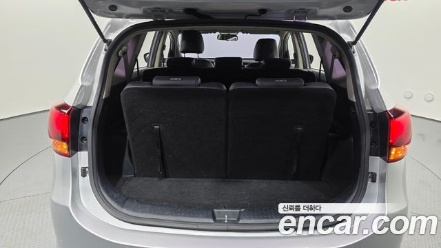 Kia Carens 2018 — photo 23