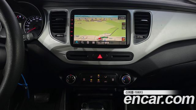 Kia Carens 2018 — photo 24