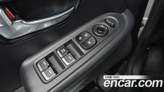 Kia Carens 2018 — photo 28
