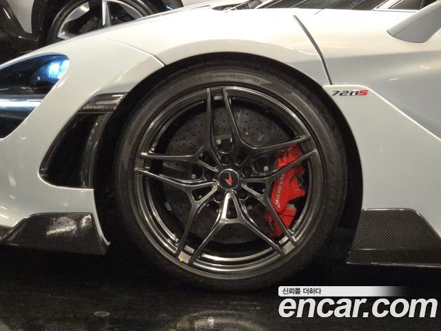 Mclaren 720S 2018 — photo 5