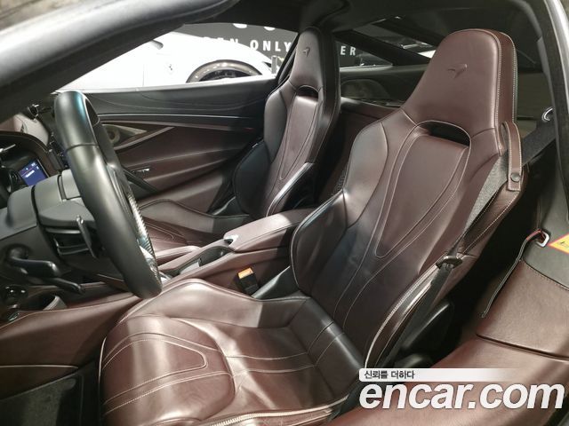 Mclaren 720S 2018 — photo 9