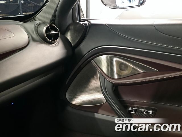 Mclaren 720S 2018 — photo 19