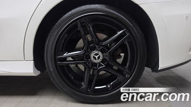 Mercedes-Benz A-Class 2022 — photo 7