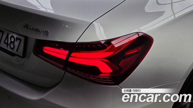 Mercedes-Benz A-Class 2022 — photo 9