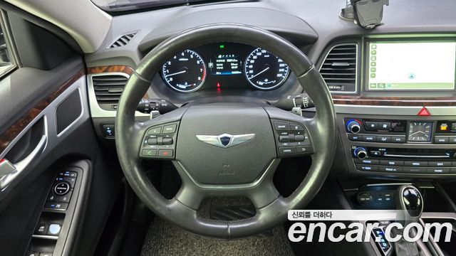 Hyundai Genesis 2016 — photo 19
