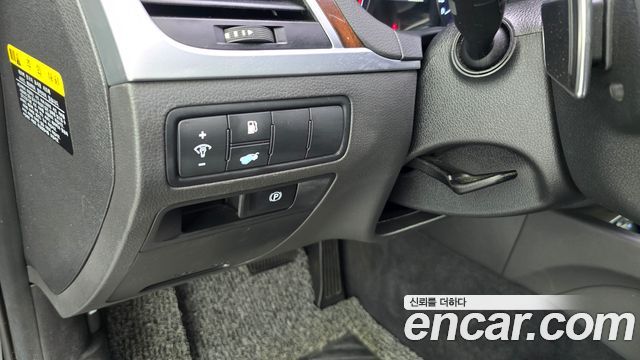 Hyundai Genesis 2016 — photo 25