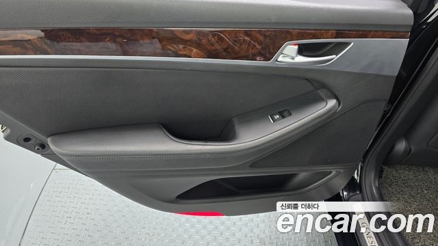 Hyundai Genesis 2016 — photo 15
