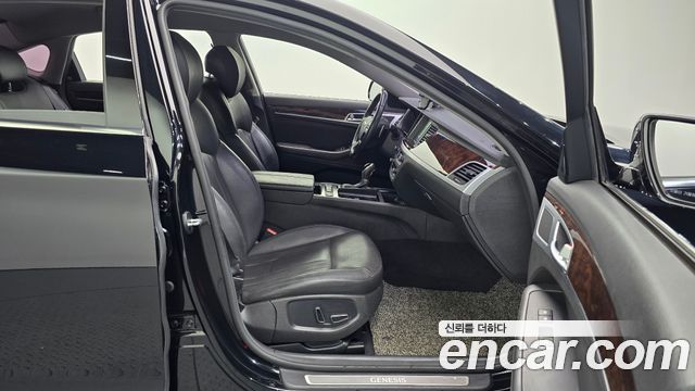 Hyundai Genesis 2016 — photo 16