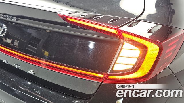 Hyundai Sonata 2023 — photo 9