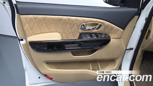 Kia Canival 2019 — photo 14
