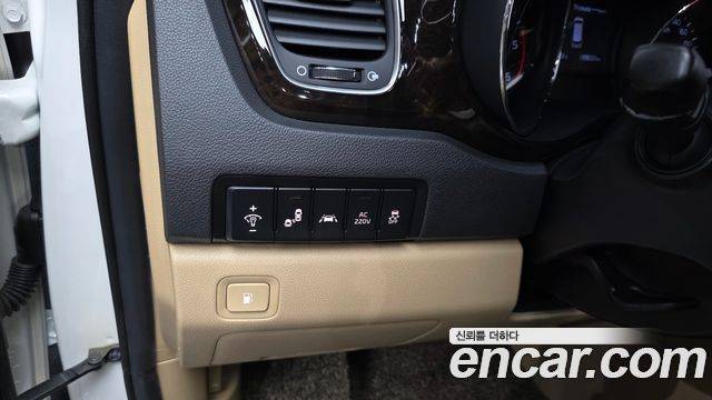 Kia Canival 2019 — photo 28