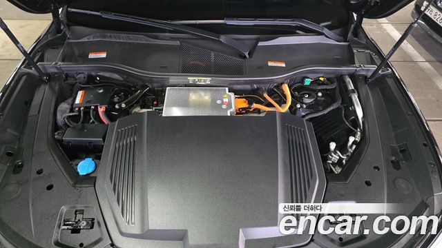 Audi e-tron 2023 — photo 11