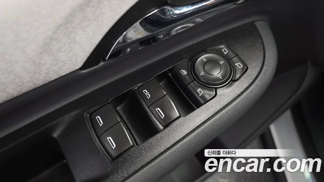 Chevrolet Korea Bolt EV 2018 — photo 24